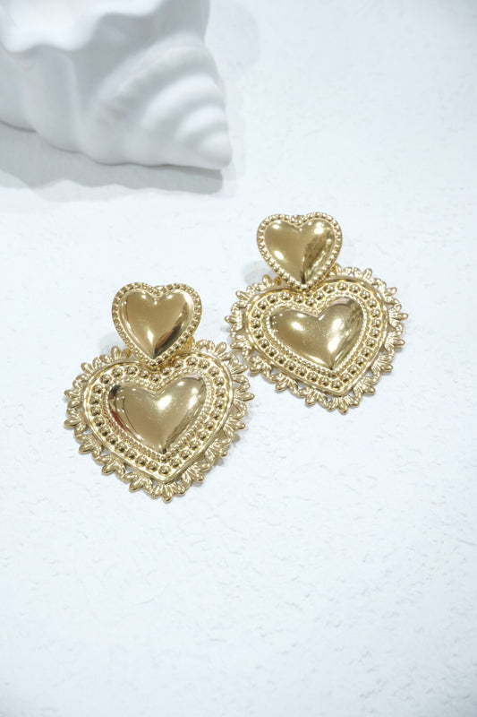 boucles d'oreilles love